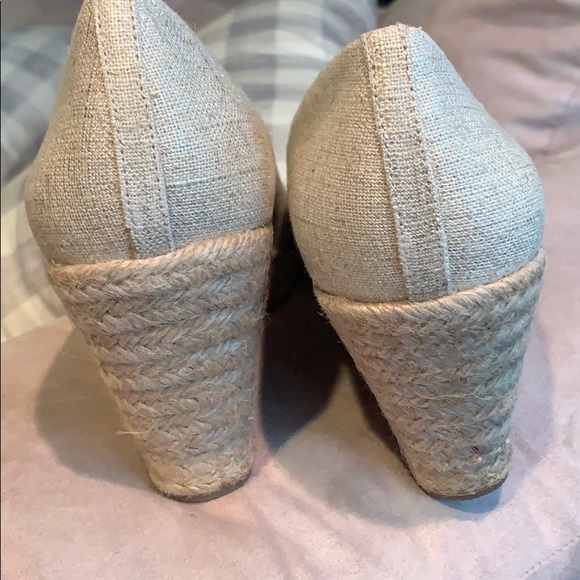 NIB J.Crew Seville Metallic Gold Espadrille Wedges - Picture 3 of 4